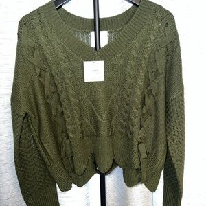 Dark Green V-Neck Cable Knit Sweater